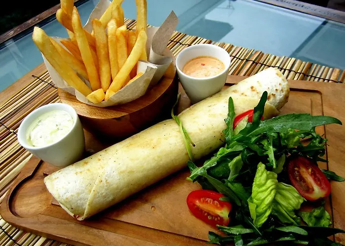Casa Padma Hotel 3*